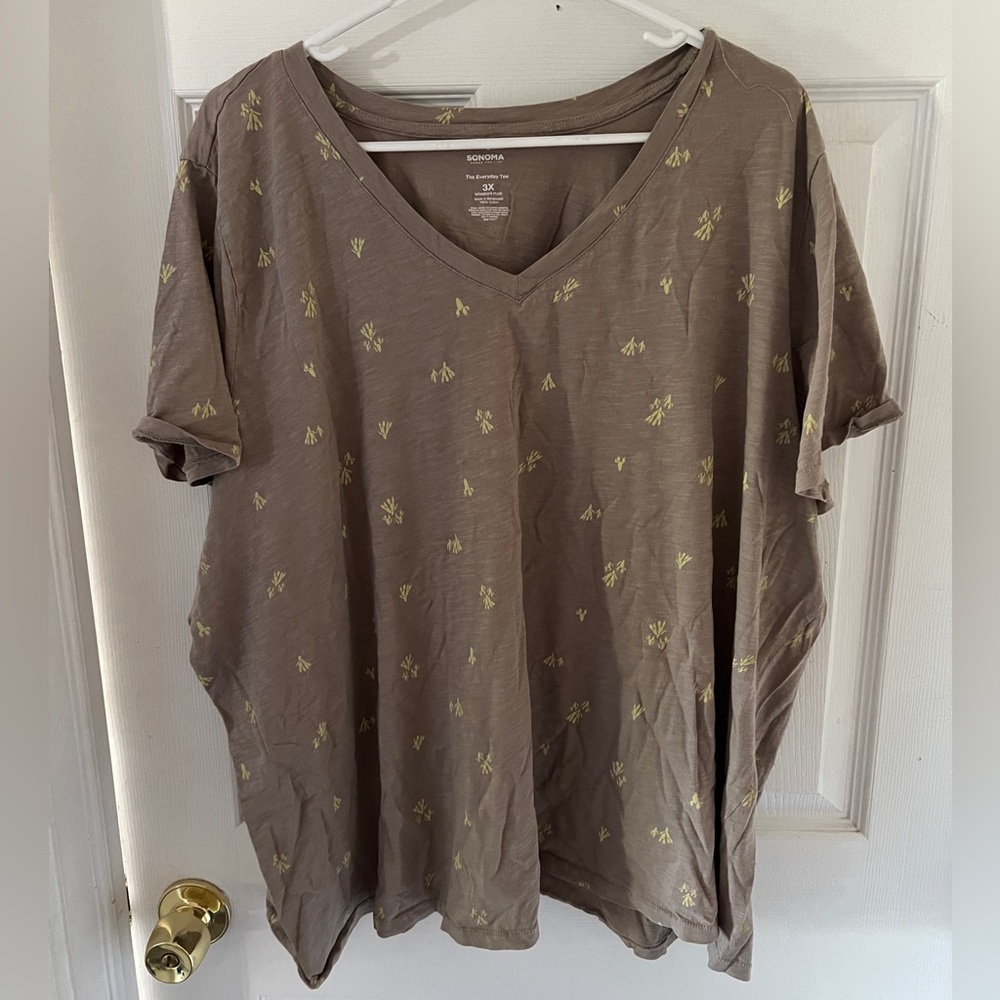 Sonoma t-shirt. Brand new.